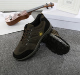 2018 New Men's Work Shoes Outdoor Sneakers Men Mesh Boots