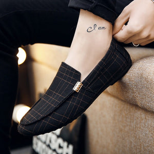 2019 New Fashion Men's Shoes Spring Style Canvas Men Loafers Comfortable Leather Shoes Men Flats Metal Decoration Driving Shoes