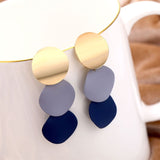 AILEND Korean version of the new earrings Geometric embossed round earrings personality trend wild fashion earrings