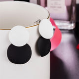 AILEND Korean version of the new earrings Geometric embossed round earrings personality trend wild fashion earrings